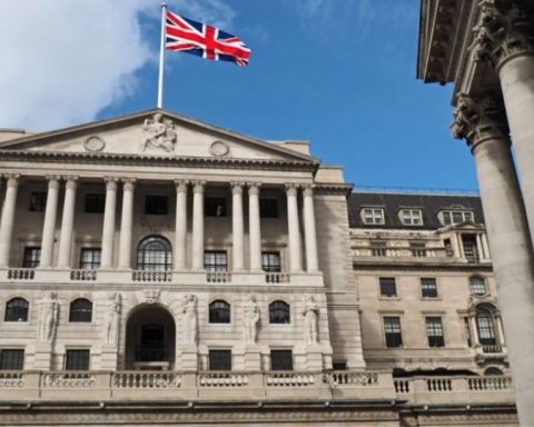 Εμποριο και εξαγωγες Ελλαδας